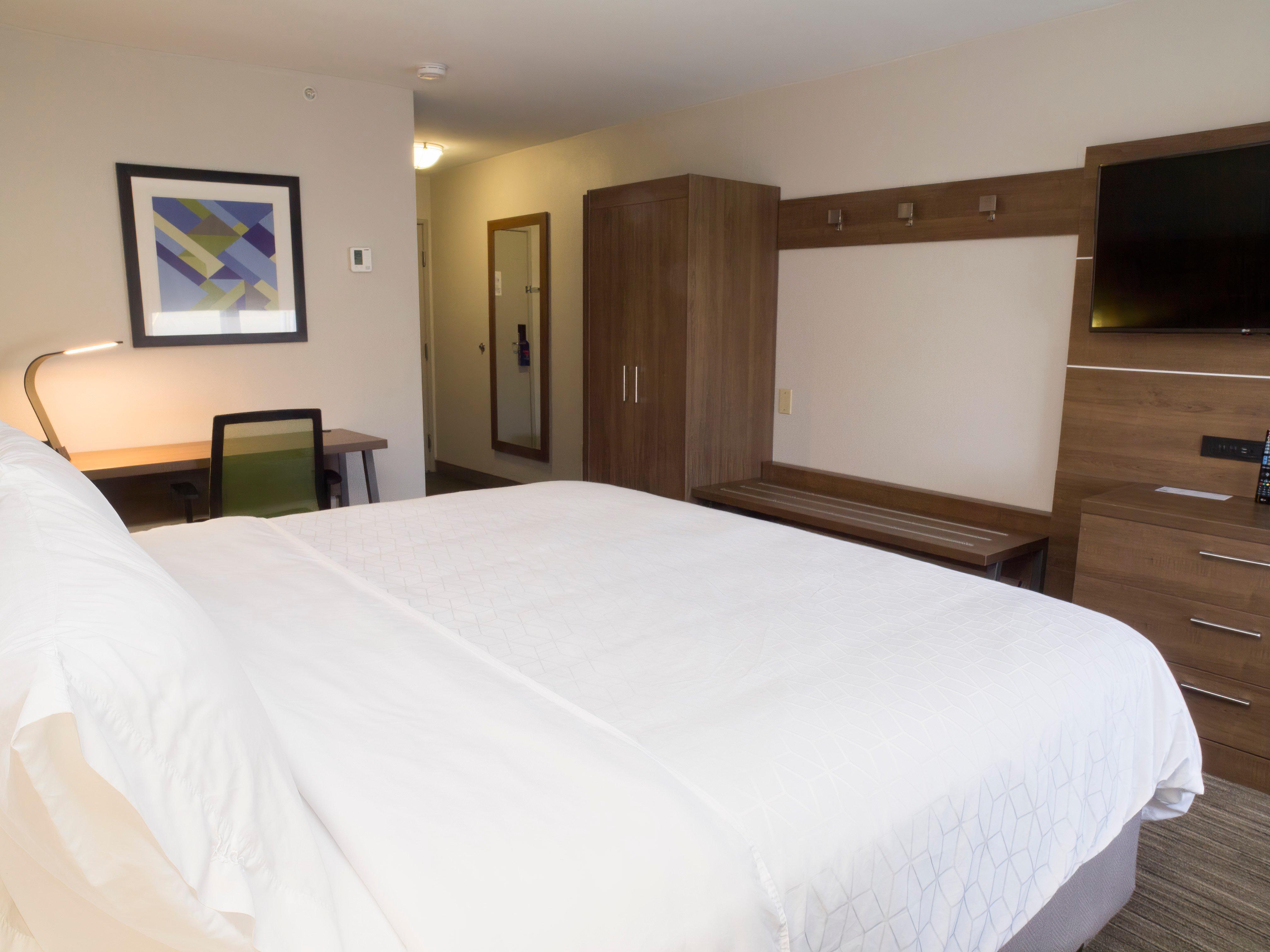 Holiday Inn Express Hotel & Suites Madison By Ihg Exterior foto