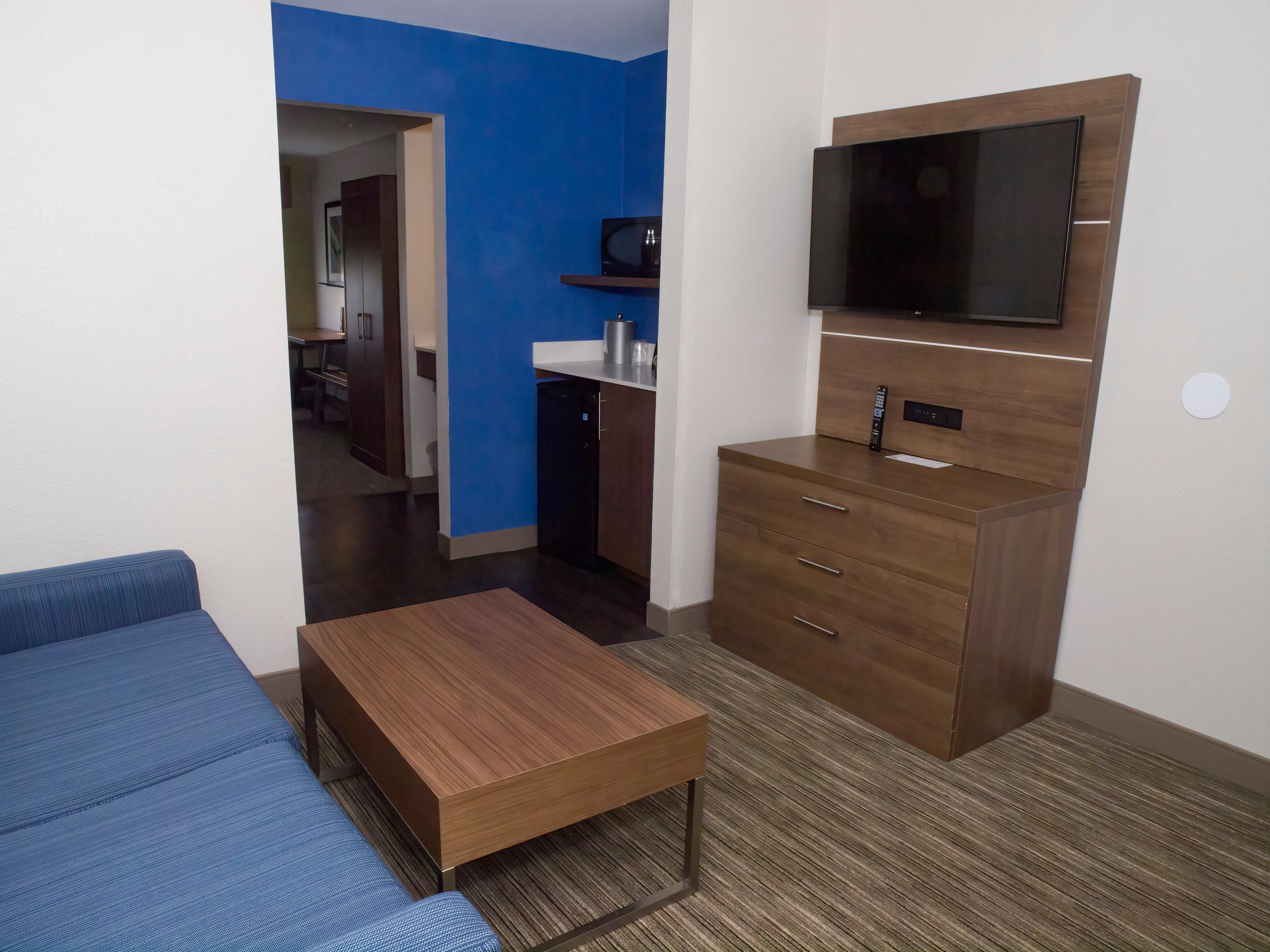 Holiday Inn Express Hotel & Suites Madison By Ihg Exterior foto